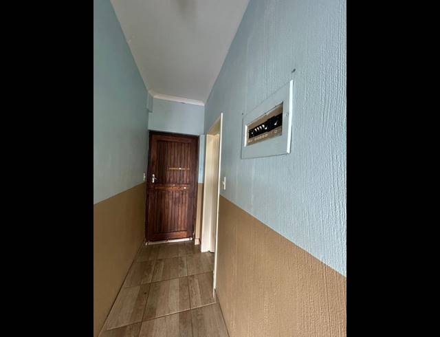 2 BEDROOM PROPERTY TO RENT IN MANABA BEACH